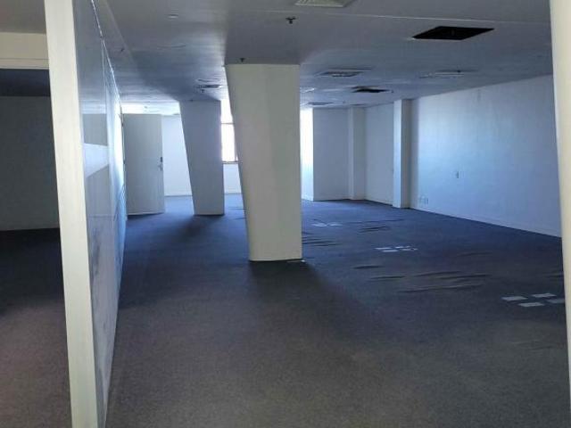 🏢  Conjunto de Salas Comerciai