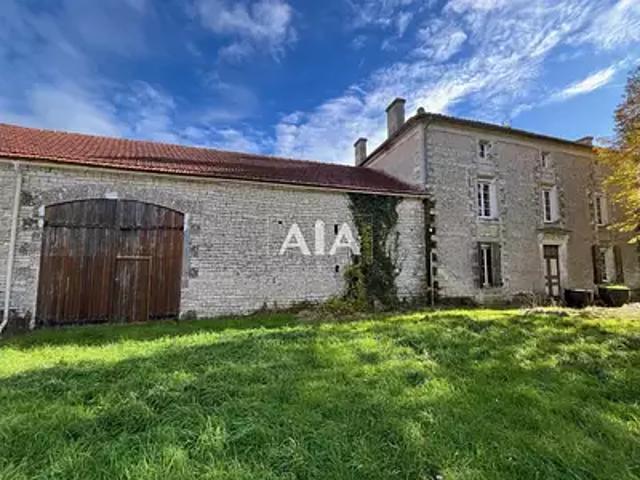 Xambes 16330 Achat / Vente maison 9 pièces t9