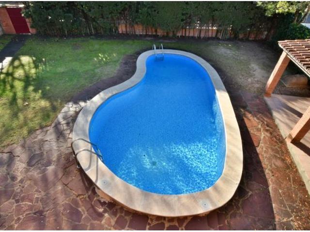 XALET AMB PISCINA VALLDOREIX