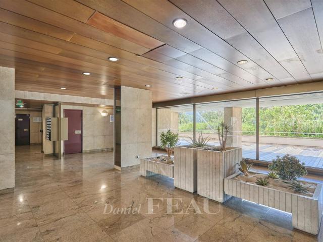 XVIème Passy Kennedy 66,86m² lumineux et calme 66m² Paris 16ème