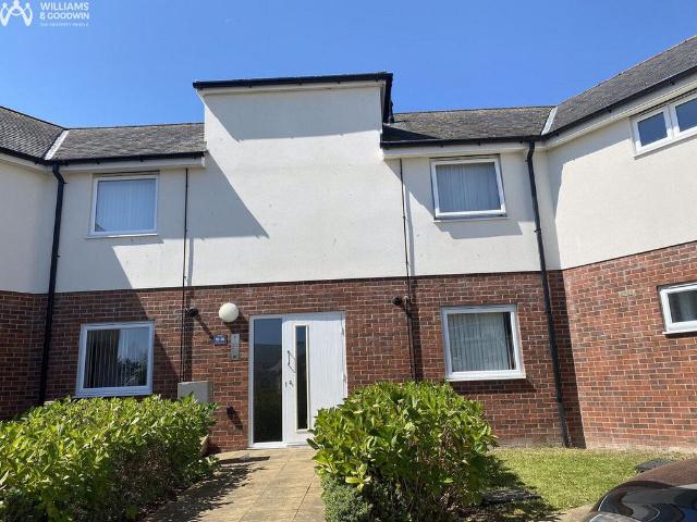 Y Bae, Bangor, LL57 2 bed flat to rent £900 pcm £208 pw