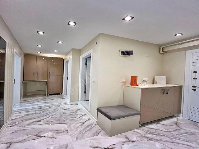Yıldırım Yapı'dan Cumhuriyet'te Site İçerisinde Ankastre Seti İçinde 190 M2 3+1 Şahane Daire Satışta