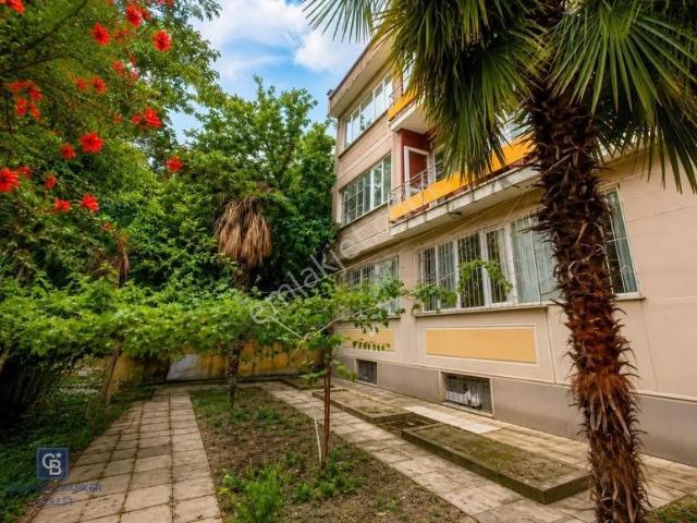 Yıldırım Meydancık'ta Bahçeli Binada 4+1 Kiralık Daire
