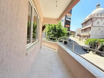 Yıldıztepe Mahallesinde 3+1 Kiralık Geniş Daire