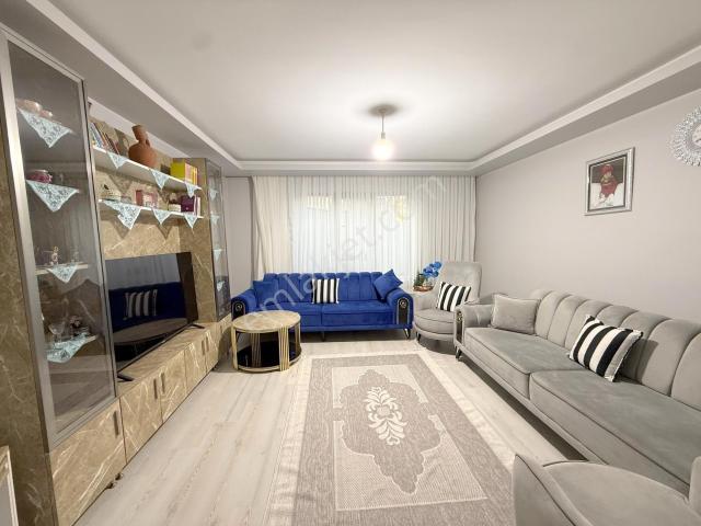 Yıldıztepe'de, Bahçe Katı, 3+1, Geniş Odalı Kiralık Daire!