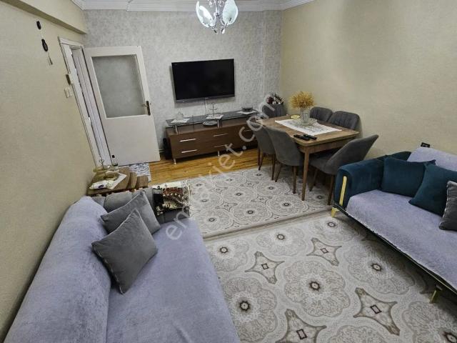 Yıldız Gayrımenkul Den Yunus Emre Mahalle Satılık 3+1 Satılık Ara Kat Daire