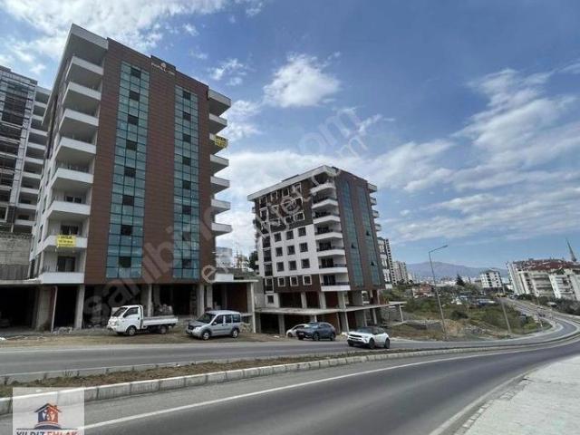 Yıldız Gayrimenkulden Yıldızpark Sitesinde Satılık Daire