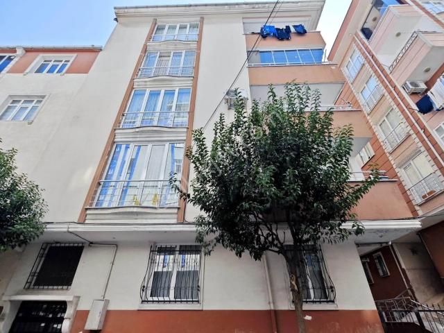 Yıldız Dan Çakmak Durağında Geniş Masrafsız Mükemmel Yüksek Girş Daire