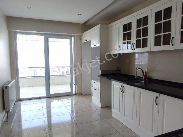 Yıldız Emlaktan Satılık Sosyal Donatılı 4+1 Daire