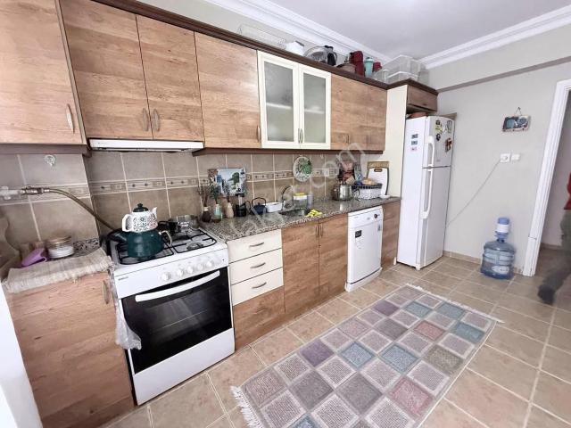Yıldız Mahallesi 3+1 Arakat Geniş Satılık Daire
