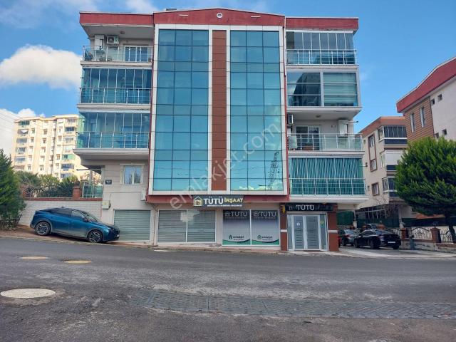 Yıldız Mahallesinde Yeni Metro İstasyonu Karşısı 120 M2 3+1 Daire