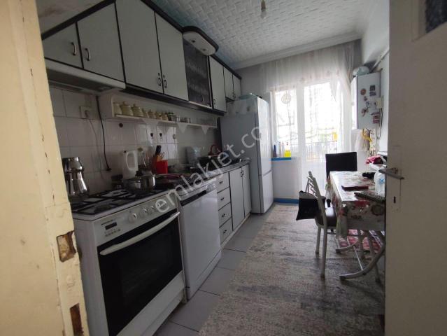 Yılmaz Gayrımenkulden 3+1 Ön Cephe 1 Kat Cadde Uzerı Masrafsız Daıre
