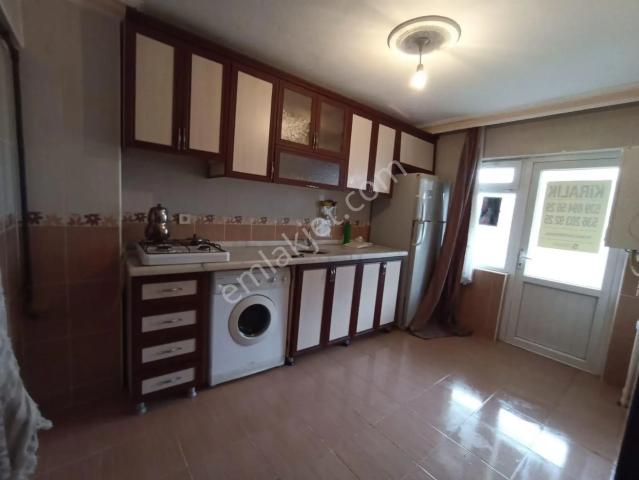 Yılmaz Gayrımenkulden Ful Eşyalı Kıralık 1+1 Fırmalara Iscıye Bekara Kıraya Verılır