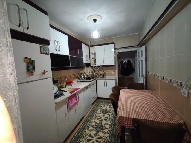 Yılmaz Gayrımenkulden Satılık 3+1 Masrafsız Yaşarkemal Caddesine 1 Bina