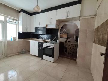 Yılmaz Gayrimenkul Den Malazgirt Mah 4+1 Arakatta Kiralık Cadde Üzeri 25 Bin Tl Daire