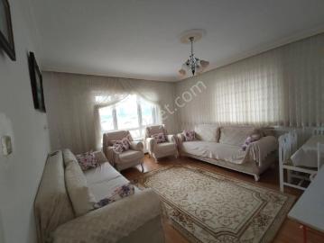 Yılmaz Gayrimenkulden 3+1 Ön Cephe 1 Kat Satılık Daire