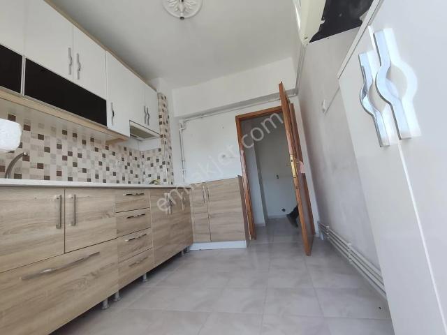 Yılmaz Gayrimenkul'den Andiçen Mah. Kök Tapu 1. Ara Katta 3.499 Pz Kupon Daire