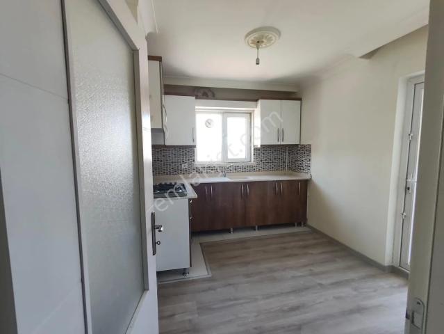 Yılmaz Gayrimenkulden Full Yapılı 3+1 1. Kat Kiralık Daire