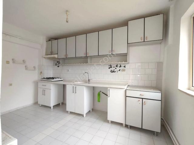 Yılmaz Gayrimenkul'den Osmnalı Mahallesi 3+1 Katta Kupon Kiralık Daire 16.000 ₺