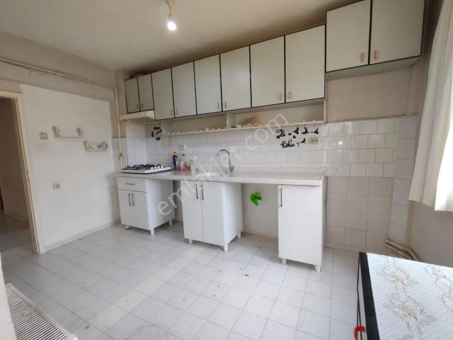 Yılmaz Gayrimenkul'den Osmnalı Mahallesi 3+1 Katta Kupon Kiralık Daire 20.000 ₺