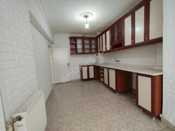 Yılmaz Gaayrimenkul Den Pınarbaşı Mah 3+1 Yüksek Giriş Merkezi Konumda 18.500 Kiralık Dasire