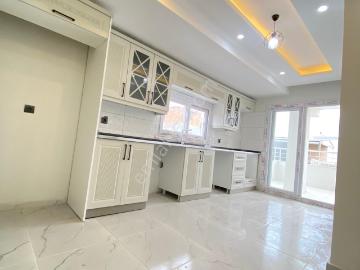 Yılmaz’dan İncirlik Yenimahalle‘de Satılık 3 + 1 Kapalı Mutfak Her Kat Tek Daire E5 Yakın
