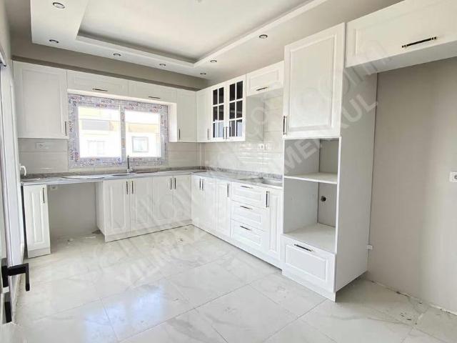 Yılmaz'dan İncirlik Merkez'de Kiralık 3+1 K.mutfak E5yakın