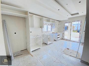 Adana ili, Akdeniz Bölgesi - Asansör, Otopark