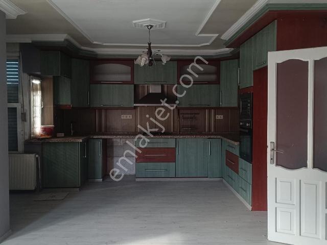 Yılmazlar Mh. Mükemmel Lokasyon Satılık 3+1 Daire