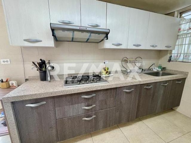 YCO VENDO CASA EN LOMAS DE VALLE DORADO, TLALNEPANTLA