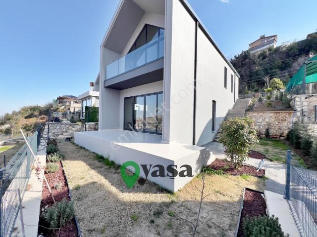 Yaşa Gyd Toroslar Soğucak 600 M² Arsa İçerisinde Satılık Villa