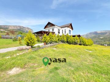 Yaşa Gyd Uzunkaş'da Muhteşem Doğa Manzaralı Özel Tasarım Villa