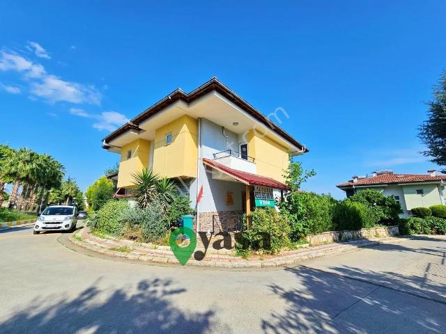 Yaşa Gyd Çimsa Konakları'nda Yenilenmiş 4+1 Lüks Dubleks Villa