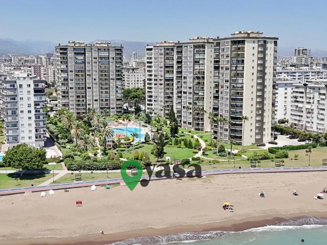 Yaşa Gyd Sahildeki Prestiji Liparis 2'de Denize Sıfır 325m²