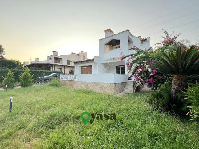 Yaşa Gyd Seçilkent Villaları'nda 6+1 Satılık Dubleks Villa
