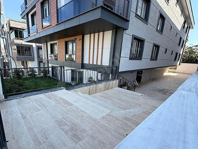 YAŞAM VADİSİNE KOMŞU WEST MARİNAYA YÜRÜME MESAFESİNDE 3+2