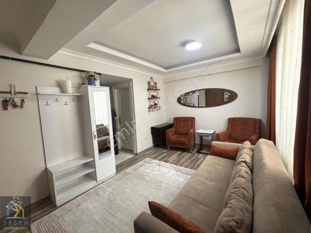 Yaşam Dan Güngören Gençosman'da 145 M² 2+2 Ters Dubleks Daire