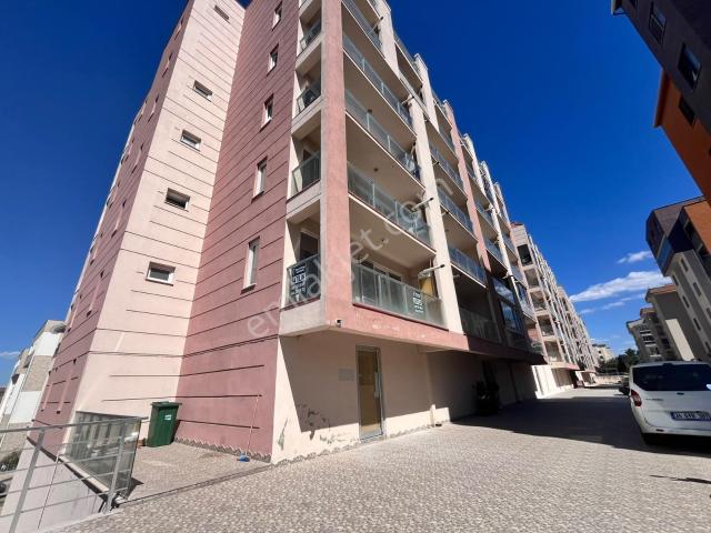 Yaşam Gayrimenkulden Nurhayat Evlerinde Eşyalı 1+1 Kiralık Daire