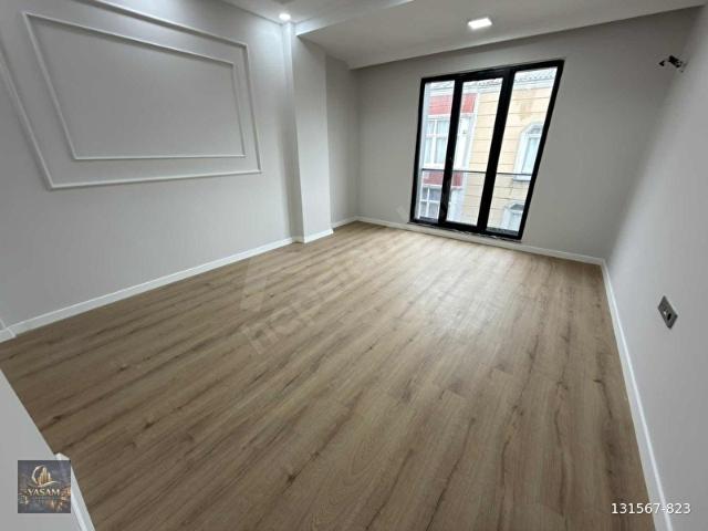YAŞAM'DAN YUNUSEMRE ANACADDE YAKINI 2+1 85mBALKONLU DAİRE