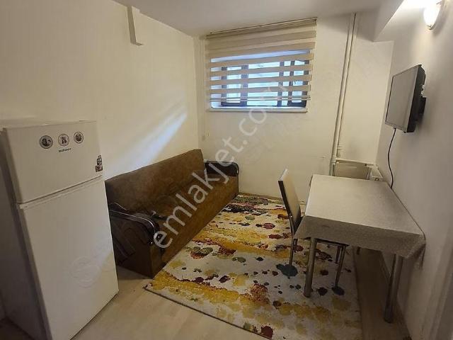 Yaşamkentte Cadde Üzeri Eşşyalı 1+1 Herşeydahil Kiralık Daire