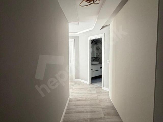 YAŞAMKENT'TE LÜKS MOBİLYALI 1+1 KİRALIK DAİRE