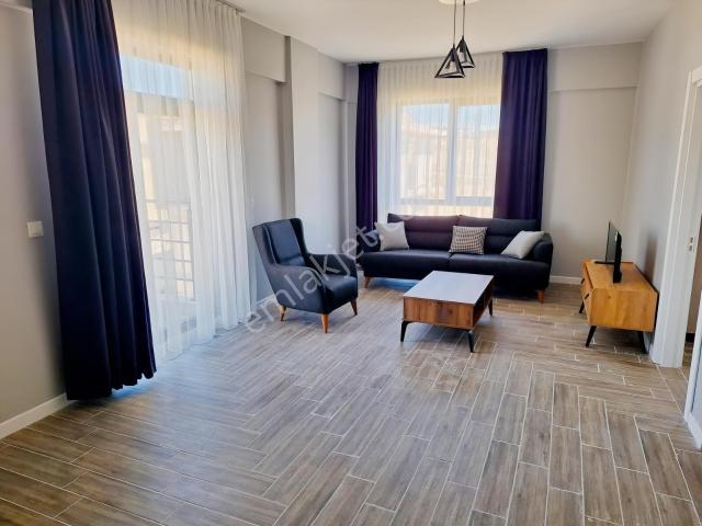 Yaşamkent Bulvara Cephe Ara Kat 1+1 Eşyalı Her Şey Dahil Daire