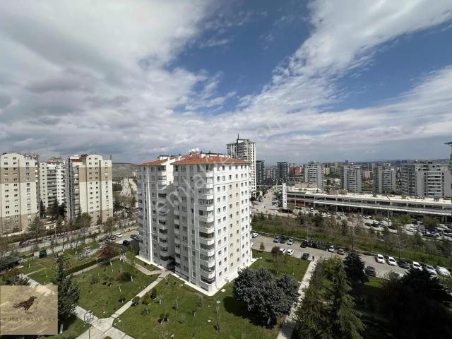 Yaşamkent'de,boş,e.banyosu Kiler Çamaşır Odalı 4+1 Yapılı Fırsat