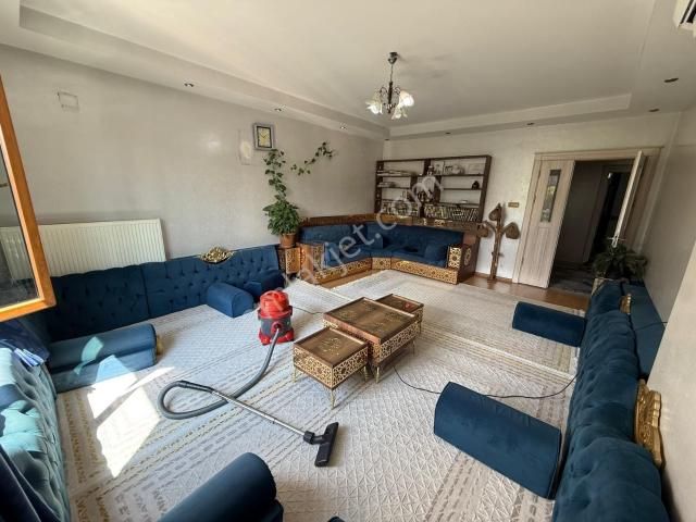 Yaşarsoy Gyo Cengiz Topal Şehitlik Park Karşısı 4+1 Tekli Daire