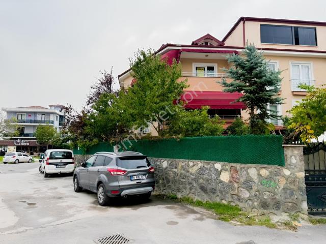 Yağcılarda Ana Cadde Üzerinde 3+1 Kiralık Çatı Dublex Daire