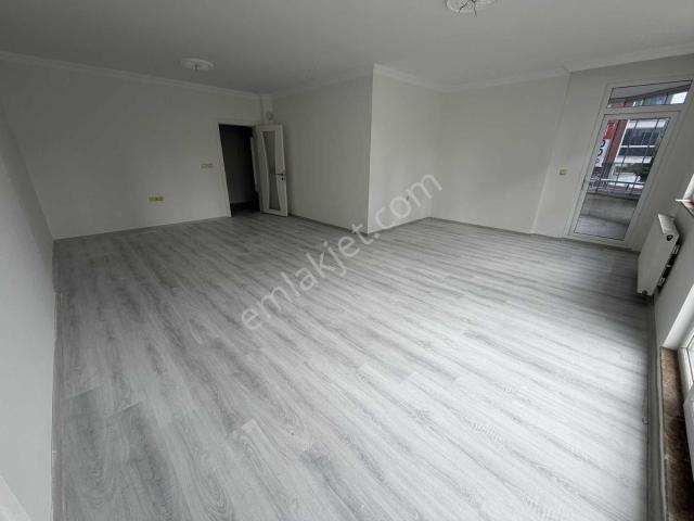 Yağmur Emlaktan Kiralık Süper Konum 150 M² Net Lüks 3+1