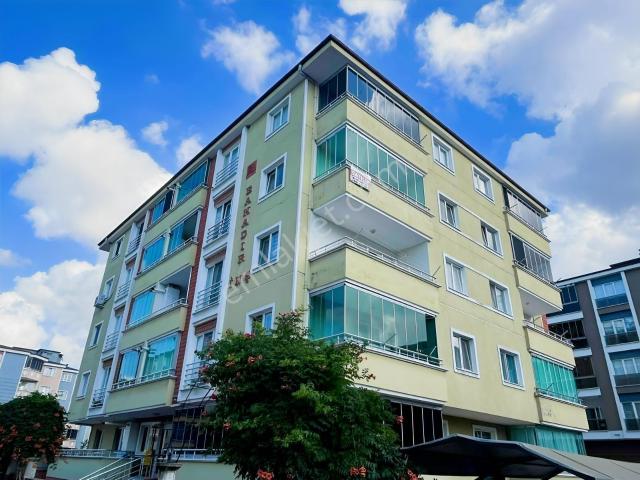 Yağmur Emlak'tan Merkezi Konumda Fırsat 3+1 Satılık Daire