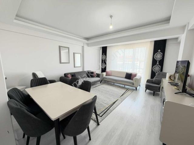Yağmur Emlak'tan Tekkeköy Merkezde 130 M² Lüks 3+1 Daire