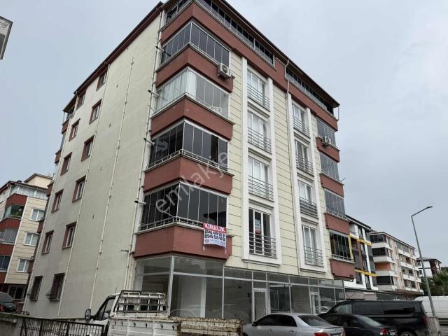 Yağmur Emlak'tan Tekkeköyde Cadde Üstü 3+1 135 M² Lüks Daire