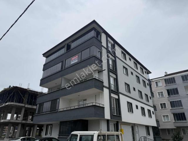 Yağmur Emlak'tan Tekkeköyde Kiralık 3+1 Ara Kat Daire